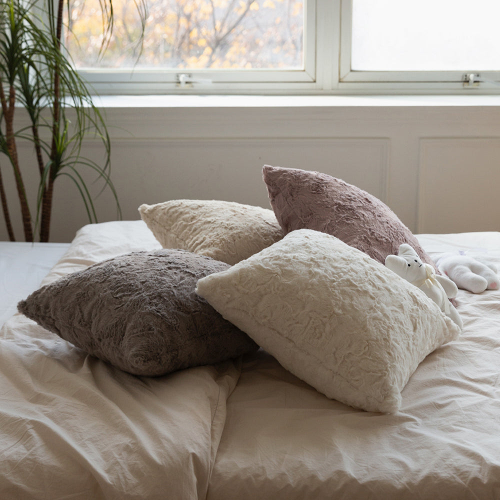 Double sides furry throw pillow case and insert great to snuggle size 18"x18" WITH INSERT or WITHOUT INSERT pack of 1