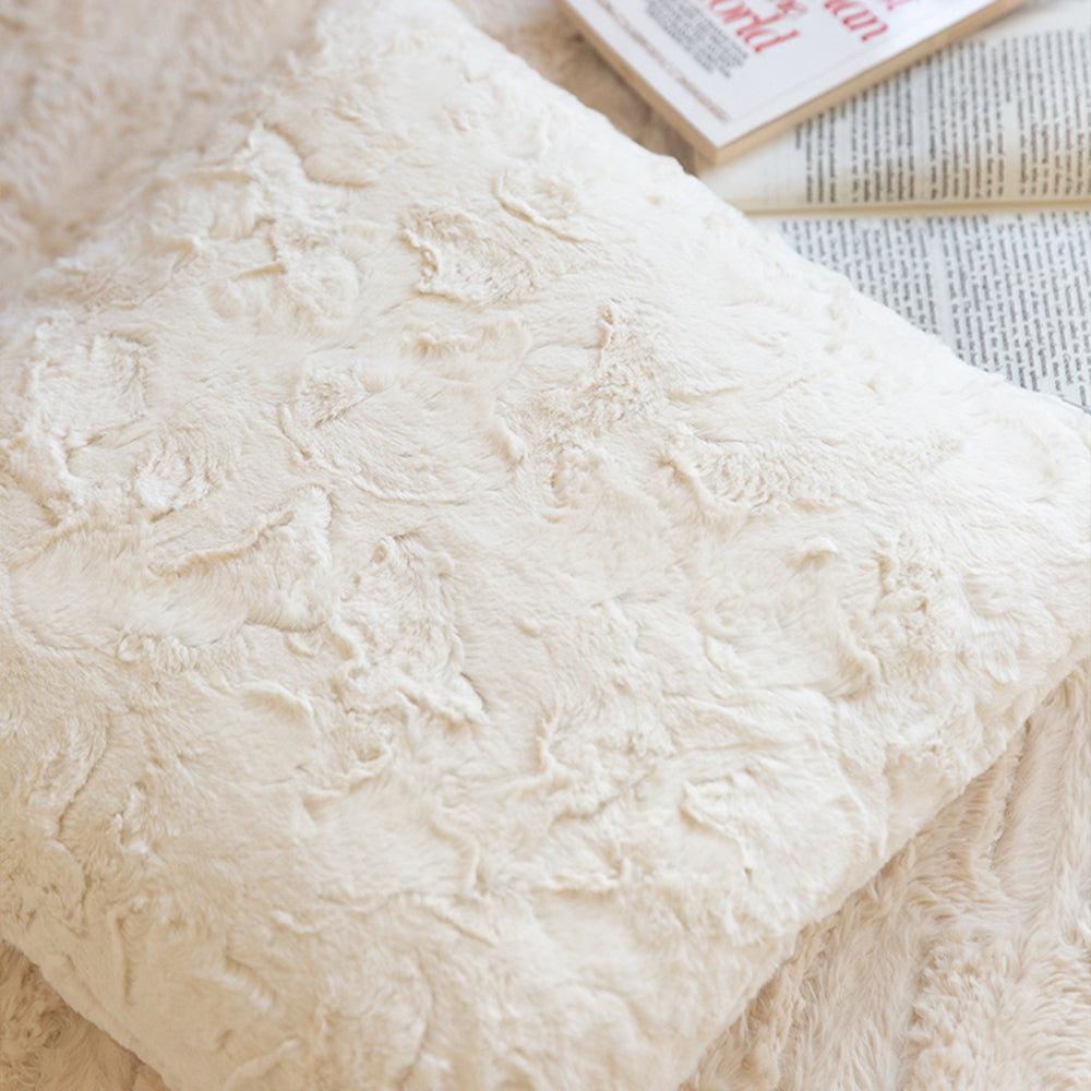 Double sides furry throw pillow case and insert great to snuggle size 18"x18" WITH INSERT or WITHOUT INSERT pack of 1