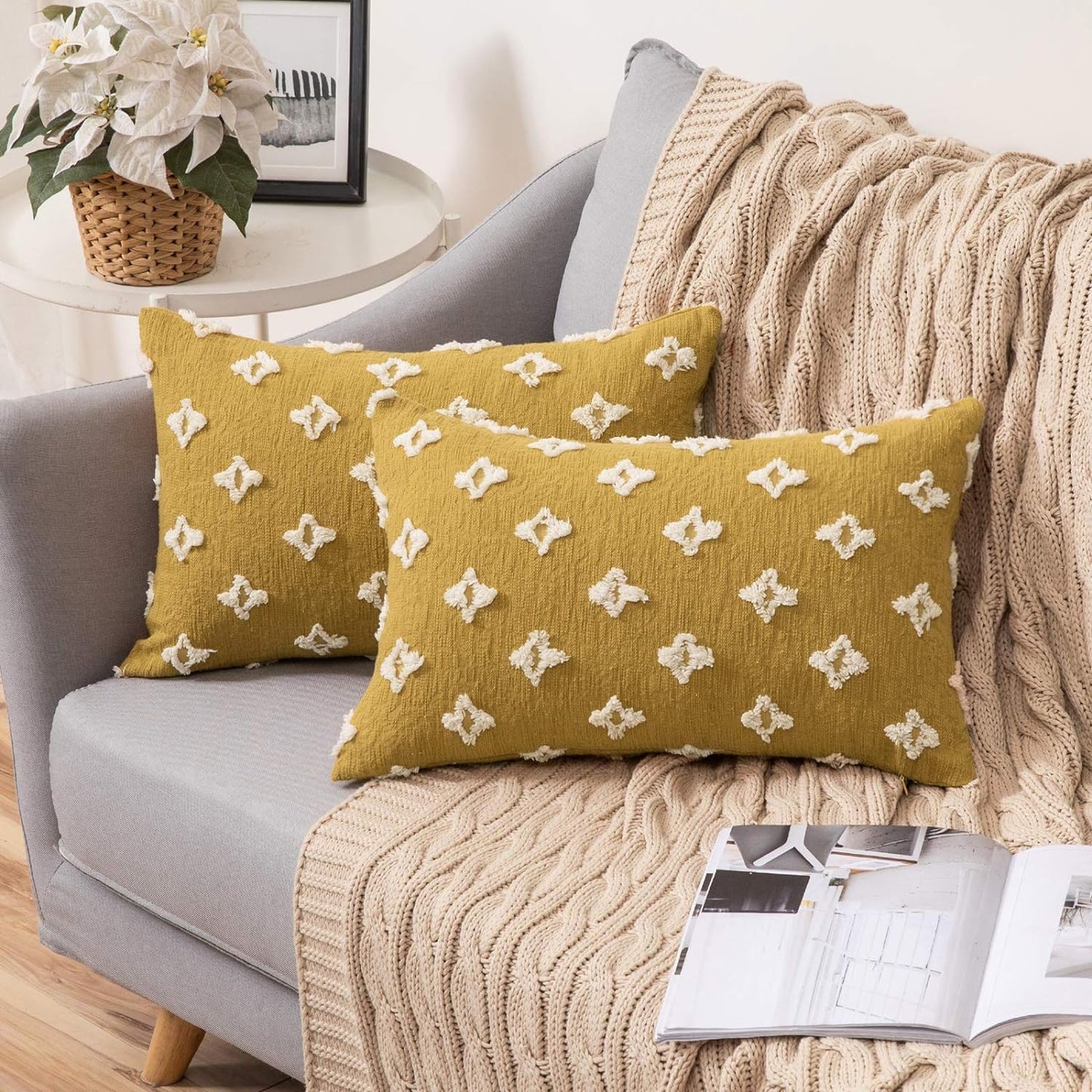 Rectangular Flower Tufted Pillow Daisy flower Lumbar Throw Pillow (With/Without Inserts) 12x20 inches, pack of 2 throw pillows