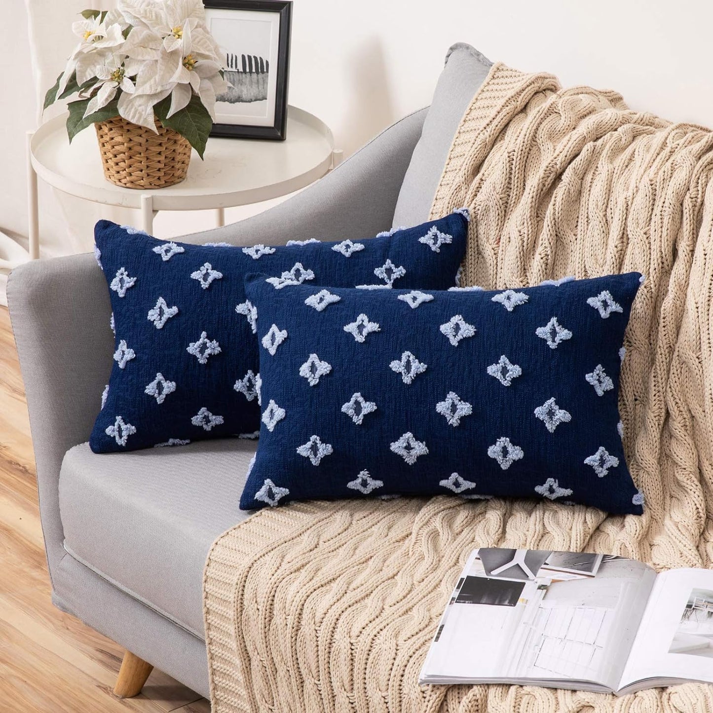 Rectangular Flower Tufted Pillow Daisy flower Lumbar Throw Pillow (With/Without Inserts) 12x20 inches, pack of 2 throw pillows