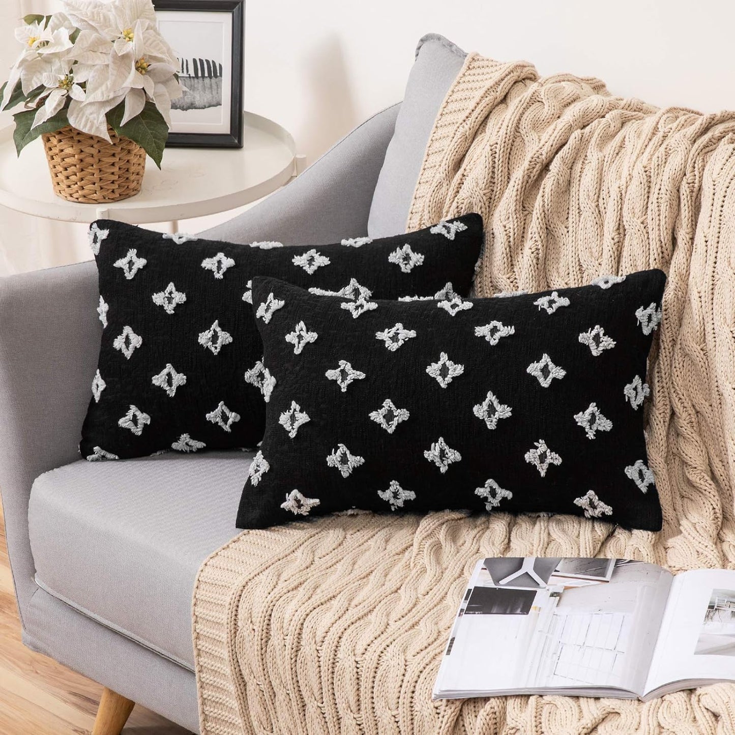 Rectangular Flower Tufted Pillow Daisy flower Lumbar Throw Pillow (With/Without Inserts) 12x20 inches, pack of 2 throw pillows