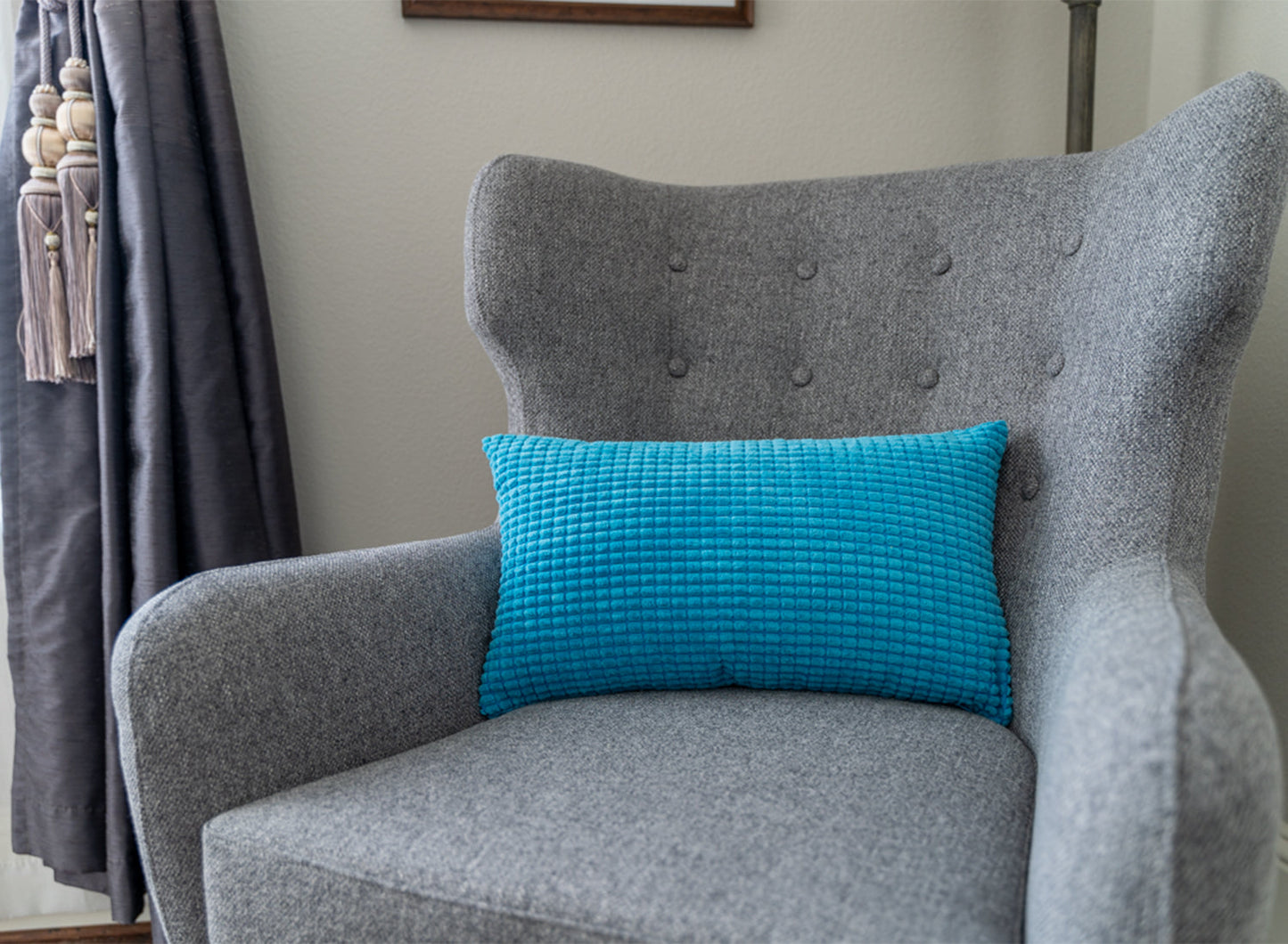 Set of 2 Polyester Blend soft hand feeling Pillow (With or Without Inserts) 4 sizes options