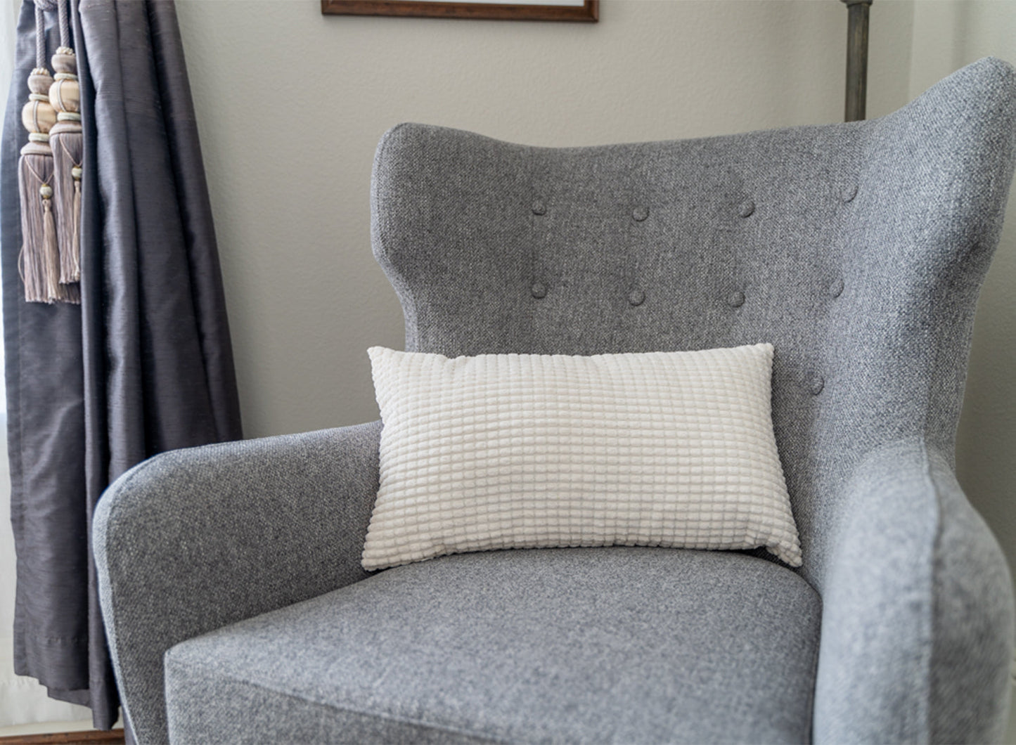 Set of 2 Polyester Blend soft hand feeling Pillow (With or Without Inserts) 4 sizes options