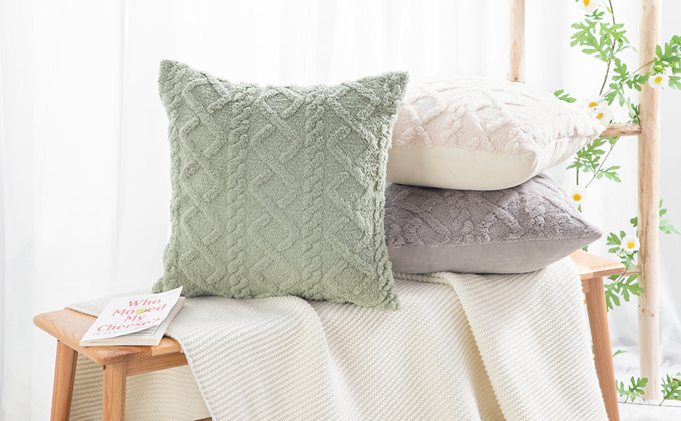 Throw pillow SUPER SOFT 3D FLORAL PATTERN Fur  Pack of 1 throw pillow WITH or WITHOUT insert 18"x18"