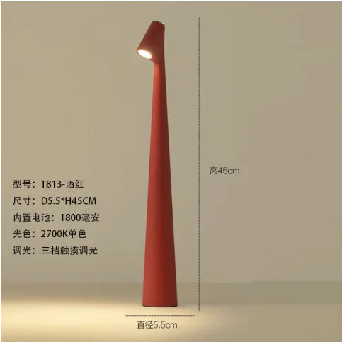 Giraffe Sculpting Reading Table Lamp (One Piece)